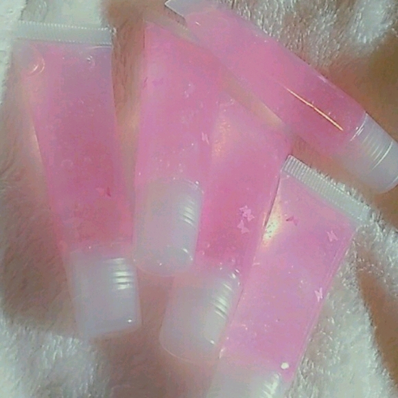 Melanie Lip Gloss - Picture 2 of 2